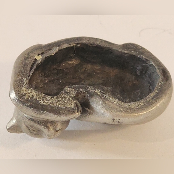 Sweet Pewter Cat Figurine - Picture 5 of 5